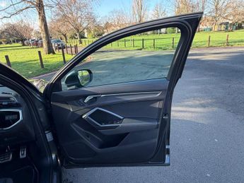 Audi Q3 2.0 TDI 35 S line S Tronic Euro 6 (s/s) 5dr