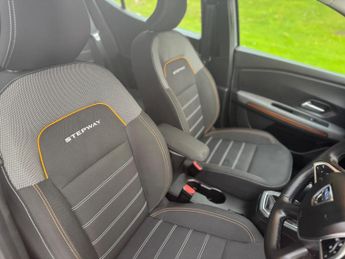 Dacia Sandero Stepway 1.0 TCe Prestige CVT Euro 6 (s/s) 5dr