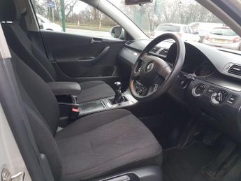 Volkswagen Passat 2.0 TDI BlueMotion 2 Euro 5 5dr