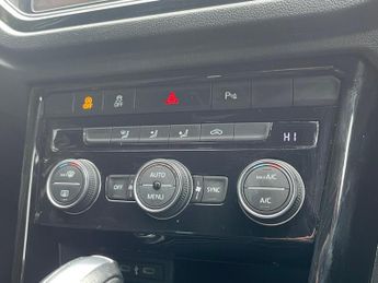 Volkswagen T-Roc 2.0 TSI R DSG 4Motion Euro 6 (s/s) 5dr