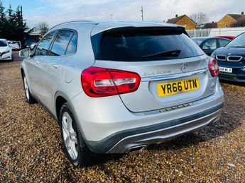 Mercedes-Benz GLA 2.1 GLA200d Sport 7G-DCT Euro 6 (s/s) 5dr