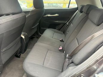 Toyota Auris 1.6 VVT-i TR 5dr