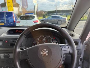 Vauxhall Meriva 1.6i 16v Breeze 5dr