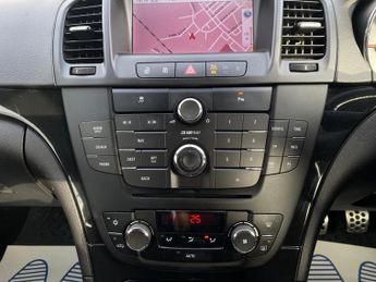 Vauxhall Insignia 2.0 CDTi ecoFLEX SRi Nav Euro 5 5dr