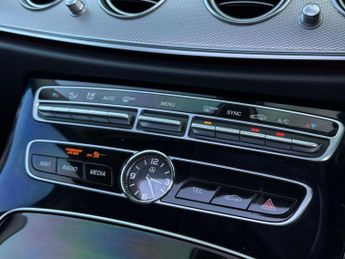 Mercedes-Benz E Class 2.0 E220d SE (Premium) G-Tronic+ 4MATIC Euro 6 (s/s) 4dr