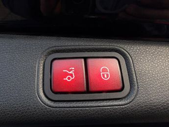 Mercedes-Benz E Class 2.0 E220d SE (Premium) G-Tronic+ 4MATIC Euro 6 (s/s) 4dr