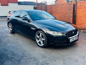 Jaguar XE 2.0d Portfolio Auto Euro 6 (s/s) 4dr