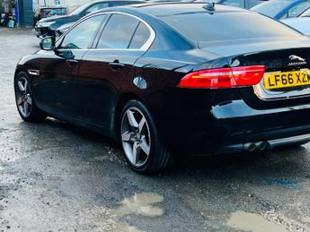 Jaguar XE 2.0d Portfolio Auto Euro 6 (s/s) 4dr