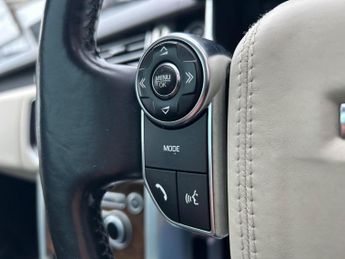 Land Rover Range Rover 4.4 SD V8 Vogue SE Auto 4WD Euro 6 (s/s) 5dr