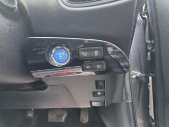 Toyota Prius 1.8 VVT 8.8kWh Excel CVT Euro 6 (s/s) 5dr