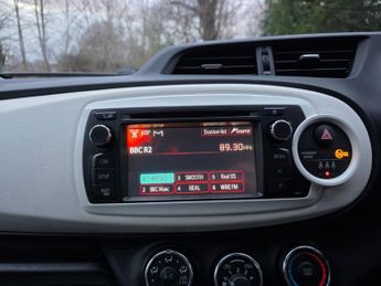 Toyota Yaris 1.33 Dual VVT-i Trend Multidrive S Euro 5 5dr