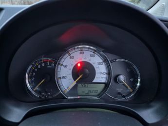 Toyota Yaris 1.33 Dual VVT-i Trend Multidrive S Euro 5 5dr