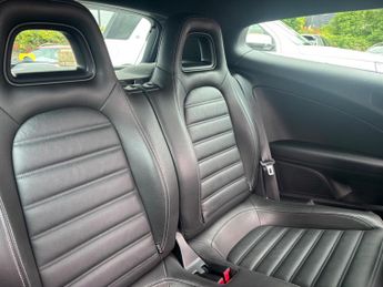 Volkswagen Scirocco 2.0 TDI R-Line DSG Euro 6 (s/s) 3dr
