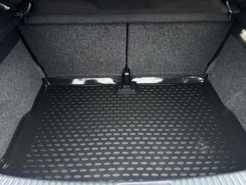 Volkswagen Scirocco 2.0 TDI R-Line DSG Euro 6 (s/s) 3dr