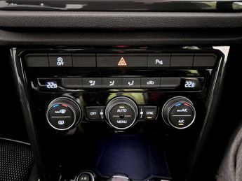 Volkswagen T-Roc 2.0 TSI SEL SUV 5dr Petrol DSG 4Motion Euro 6 (s/s) (190 ps)