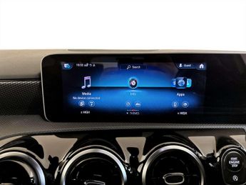 Mercedes-Benz A Class 1.5 A180d Sport (Executive) Hatchback 5dr Diesel 7G-DCT Euro 6 (