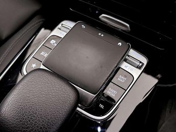 Mercedes-Benz A Class 1.5 A180d Sport (Executive) Hatchback 5dr Diesel 7G-DCT Euro 6 (