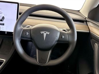 Tesla Model Y SUV 5dr Electric Auto RWD (346 ps)