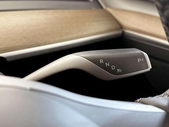 Tesla Model Y SUV 5dr Electric Auto RWD (346 ps)