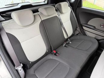Kia Soul 1.6 CRDi Connect Plus Euro 5 5dr