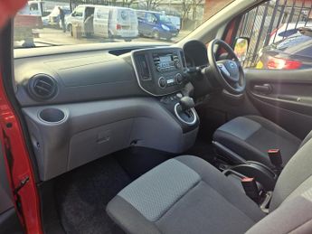 Nissan e-NV200 Acenta Auto 5dr (7 Seat, Rapid)