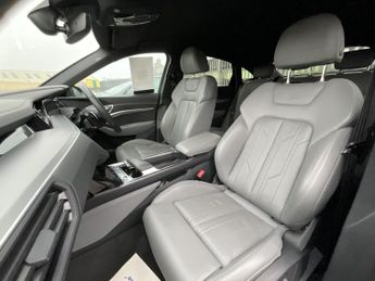 Audi E-Tron S LINE 50 QUATTRO