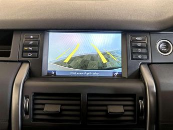 Land Rover Discovery Sport 2.0 TD4 Landmark SUV 5dr Diesel Auto 4WD Euro 6 (s/s) (180 ps)