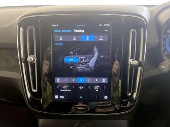 Volvo XC40 Recharge 69kWh Core SUV 5dr Electric Auto (231 ps)