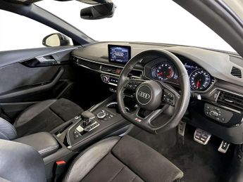 Audi A4 2.0 TFSI 35 Black Edition Saloon 4dr Petrol S Tronic Euro 6 (s/s