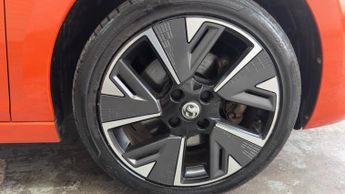 Vauxhall Corsa Electric 50kWh Elite Nav Hatchback 5dr Electric Auto (7.4Kw Charger) (136