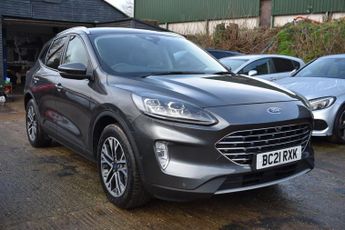 Ford Kuga 2.5 EcoBoost Duratec 14.4kWh Titanium First Edition CVT Euro 6 (