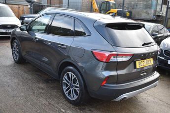 Ford Kuga 2.5 EcoBoost Duratec 14.4kWh Titanium First Edition CVT Euro 6 (