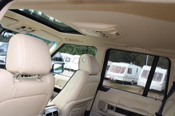 Land Rover Range Rover 4.4 TD V8 Vogue Auto 4WD Euro 5 5dr