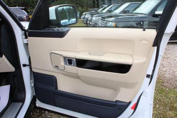 Land Rover Range Rover 4.4 TD V8 Vogue Auto 4WD Euro 5 5dr