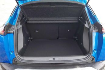 Peugeot E-2008 50kWh Active Auto 5dr (7kW Charger)