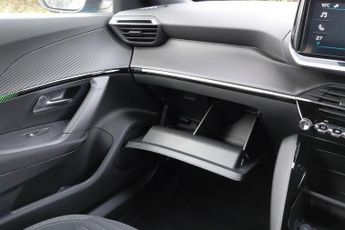 Peugeot E-2008 50kWh Active SUV 5dr Electric Auto (7kW Charger) (136 ps)