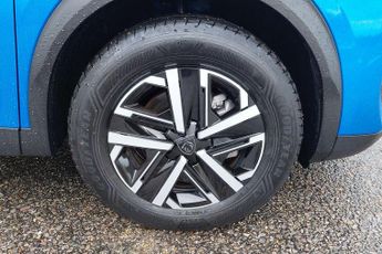 Peugeot E-2008 50kWh Active Auto 5dr (7kW Charger)