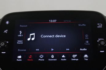 Fiat 500 1.0 MHEV Dolcevita Euro 6 (s/s) 3dr