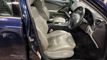 Lexus IS 2.5 250 SE 4dr