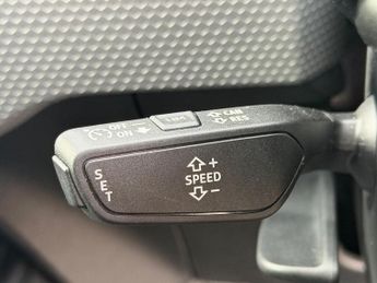 Audi A1 1.0 TFSI 25 S line Sportback S Tronic Euro 6 (s/s) 5dr