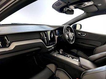 Volvo XC60 2.0h T8 Twin Engine Recharge 11.6kWh R-Design Pro SUV 5dr Petrol