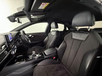 Audi A4 2.0 TDI 35 Black Edition S Tronic Euro 6 (s/s) 4dr