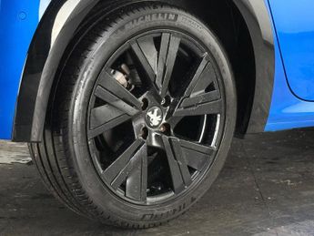 Peugeot 208 1.2 PureTech GT Premium EAT Euro 6 (s/s) 5dr