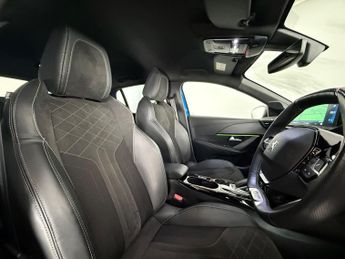 Peugeot 208 1.2 PureTech GT Premium EAT Euro 6 (s/s) 5dr