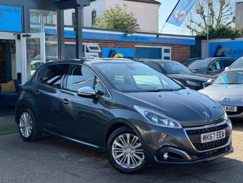 Peugeot 208 1.2 PureTech Allure Hatchback 5dr Petrol Manual Euro 6 (82 ps)