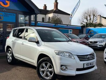 Toyota RAV4 2.2 D-4D XT-R SUV 5dr Diesel Manual 4WD Euro 5 (150 ps)