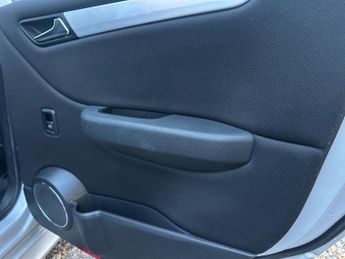 Mercedes-Benz B Class 1.5 B150 SE Autotronic 5dr