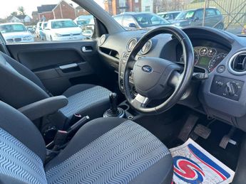 Ford Fusion 1.4 Plus Durashift EST 5dr