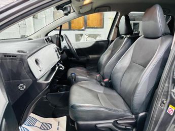 Toyota Yaris 1.5 VVT-h T Spirit CVT Euro 5 5dr