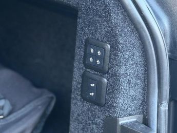 Land Rover Range Rover 2.0 P400e 13.1kWh Westminster Black Auto 4WD Euro 6 (s/s) 5dr